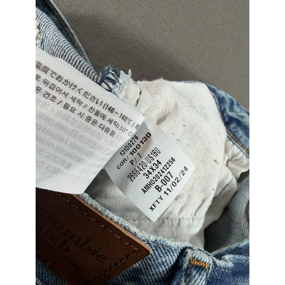Abercrombie & Fitch measurements photos
